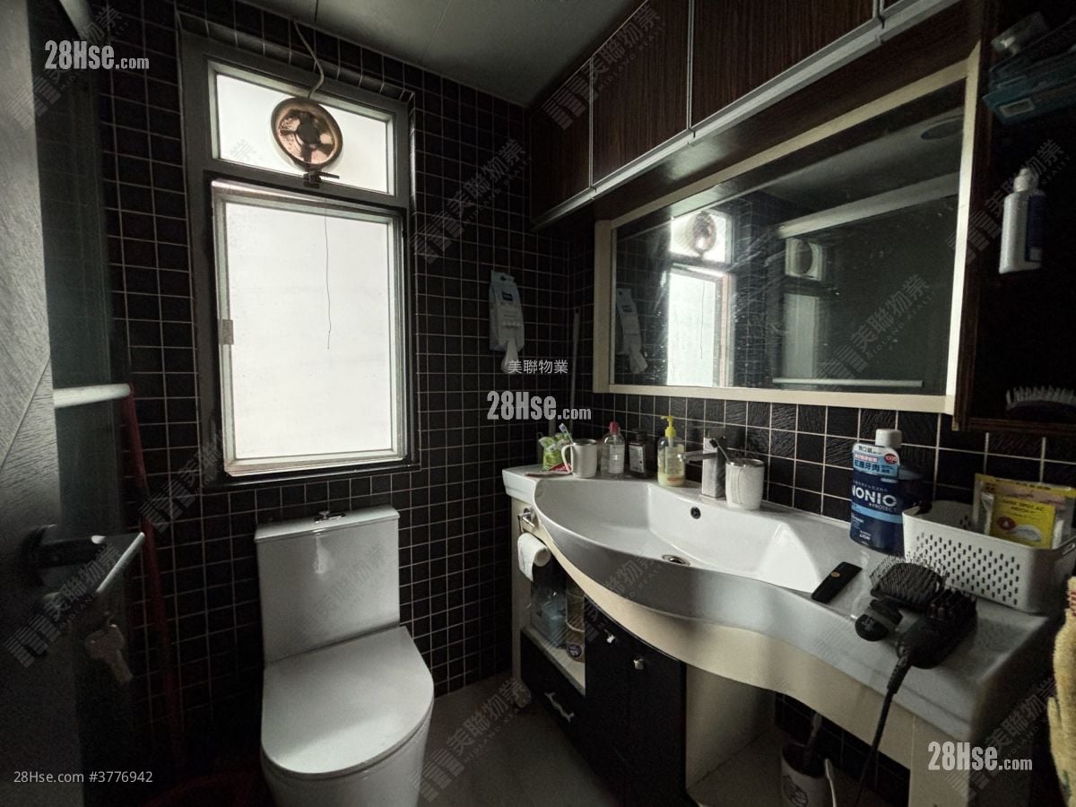 蝶翠峰 售盘 3 房 , 2 浴室 798 平方尺