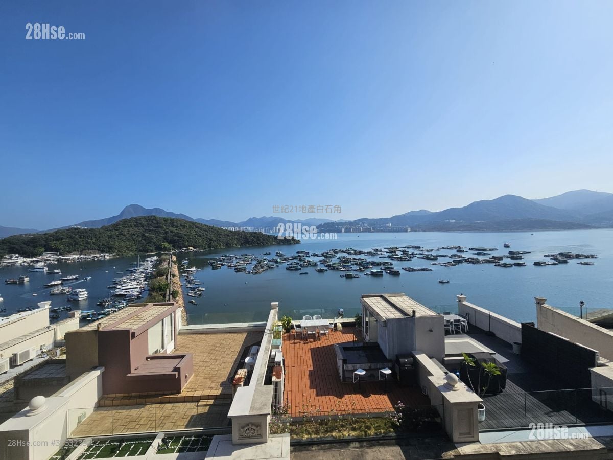 比华利山别墅 租盘 5+ 房 , 2 浴室 2,072 平方尺