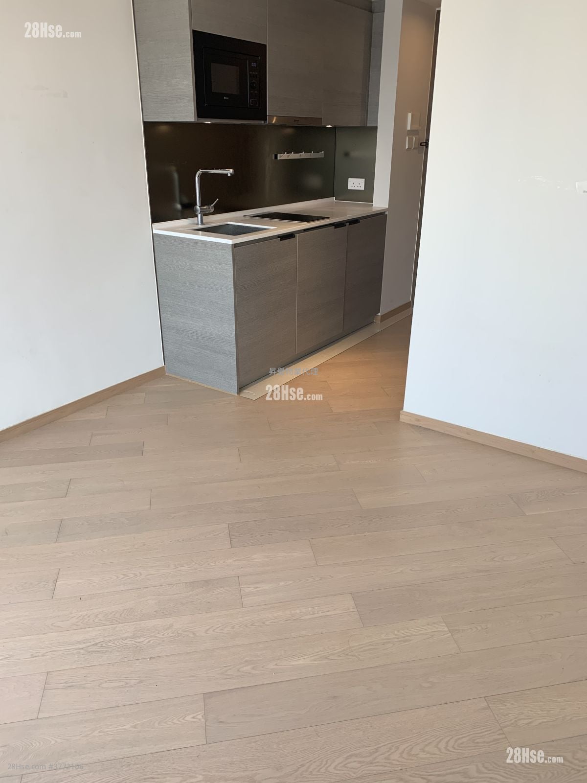 Upper East Sell Studio 194 ft²