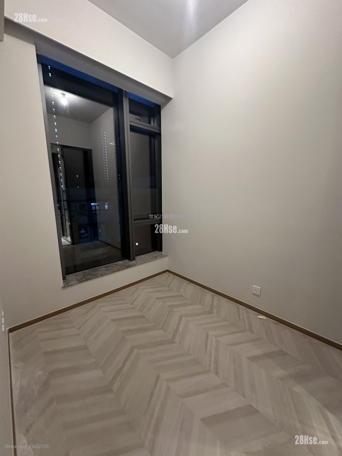 南首 租盘 1 房 , 1 浴室 225 平方尺