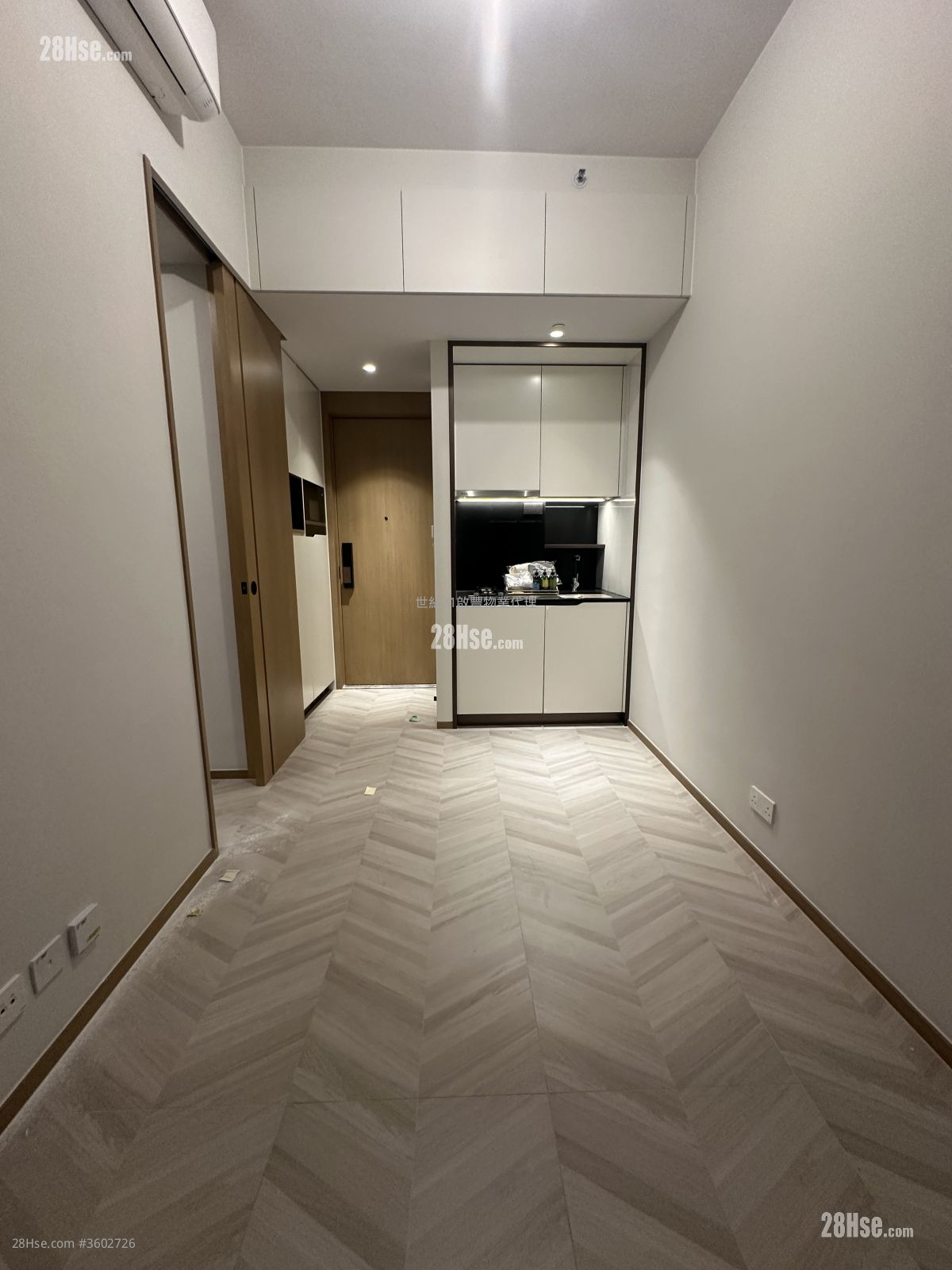 南首 租盘 1 房 , 1 浴室 225 平方尺