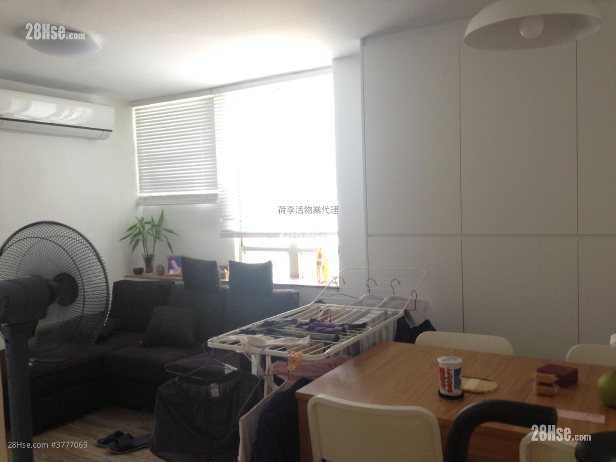 宏景花园 售盘 584 平方尺