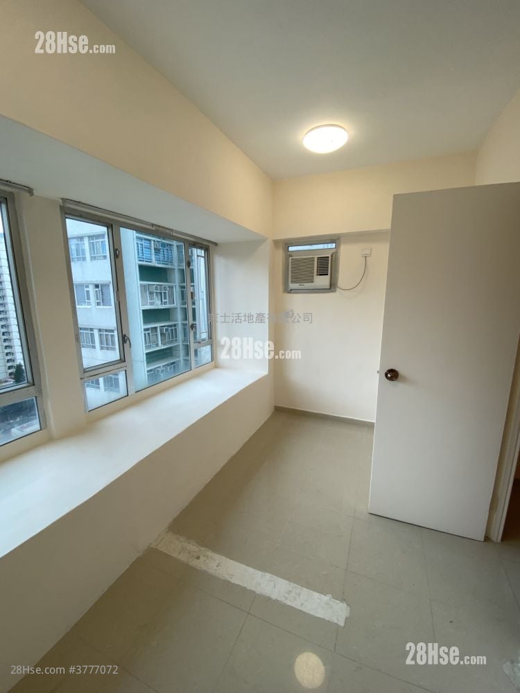 Garden Rivera Sell 242 ft²