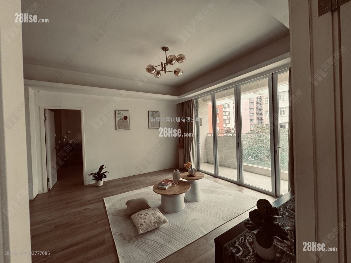 Sau Lai Garden Sell 5+ Bedrooms 2,655 ft²