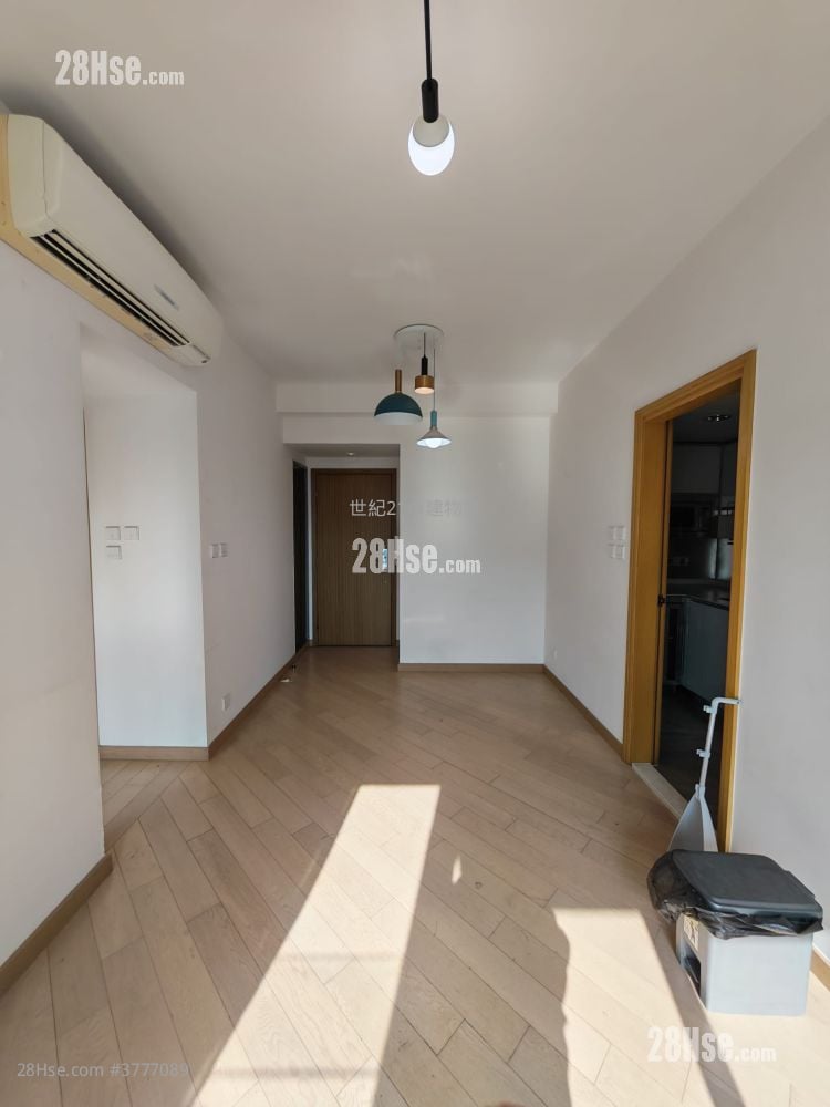 Century Gateway Rental 2 Bedrooms , 1 Bathroom 483 ft²