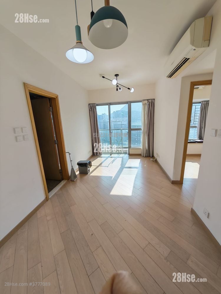 Century Gateway Rental 2 Bedrooms , 1 Bathroom 483 ft²