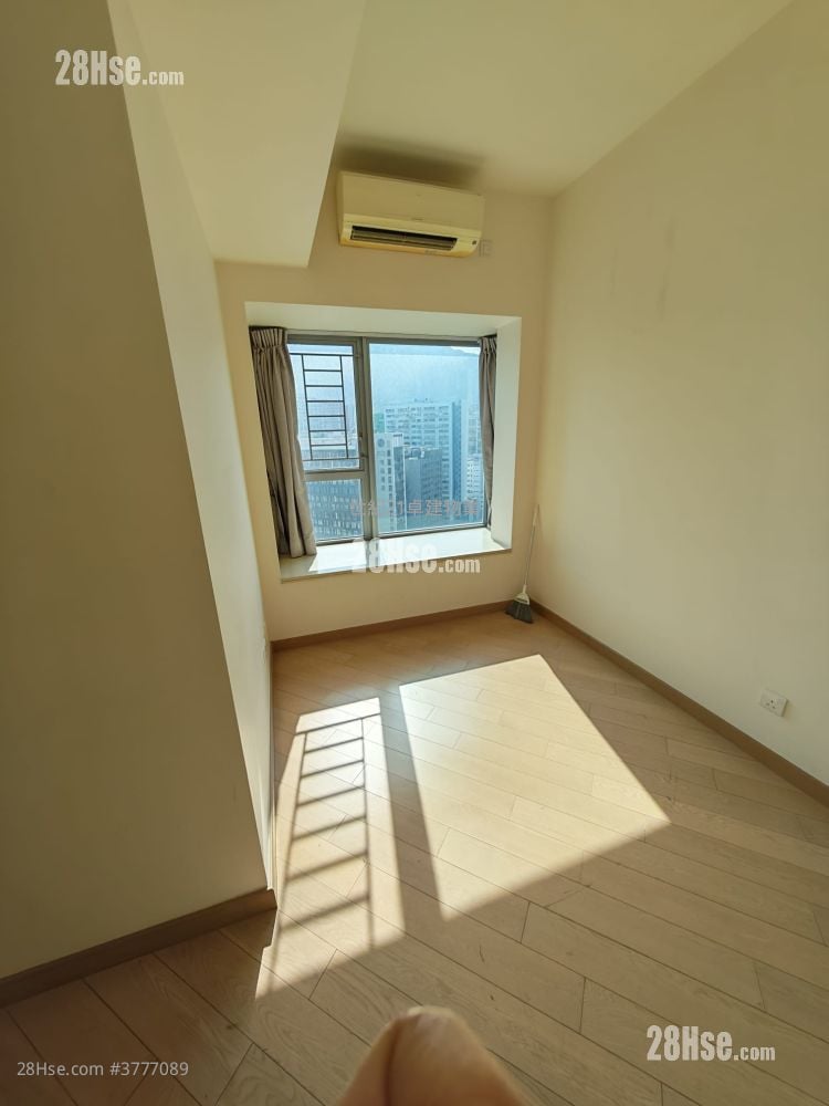 Century Gateway Rental 2 Bedrooms , 1 Bathroom 483 ft²