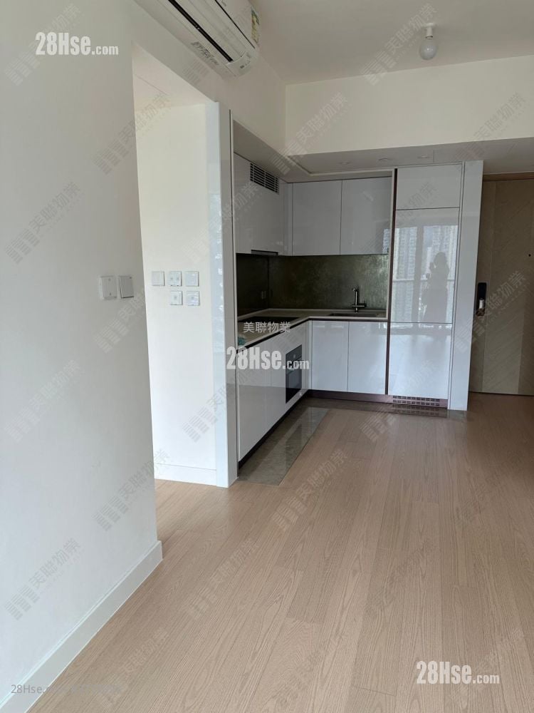 Monaco Sell 3 Bedrooms , 1 Bathroom 551 ft²