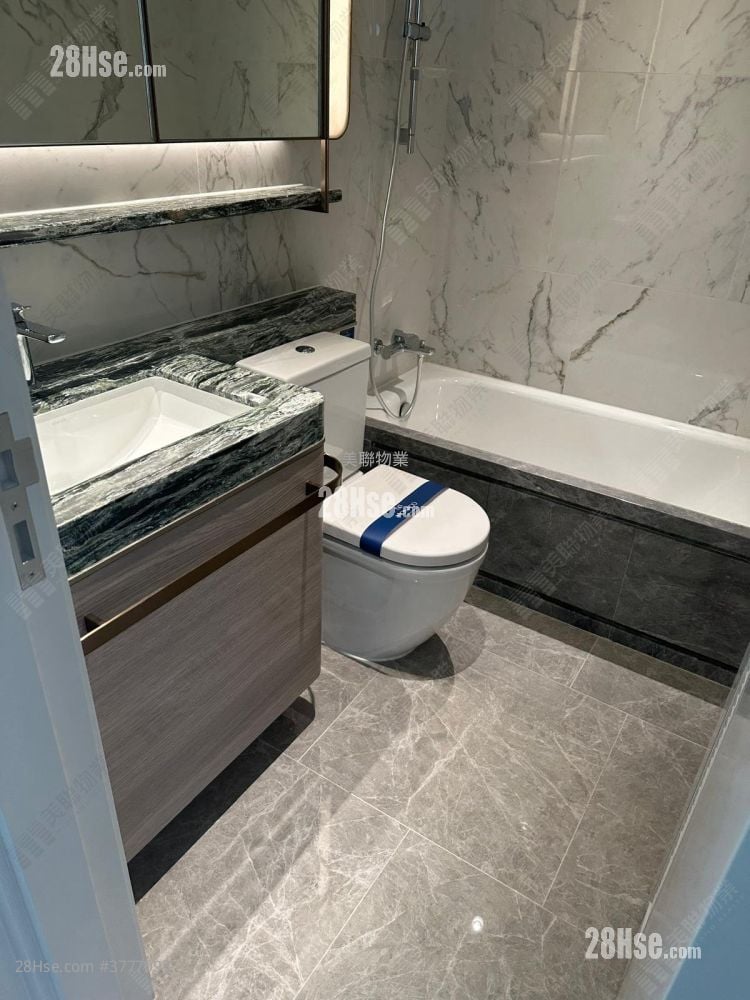 Monaco Sell 3 Bedrooms , 1 Bathroom 551 ft²