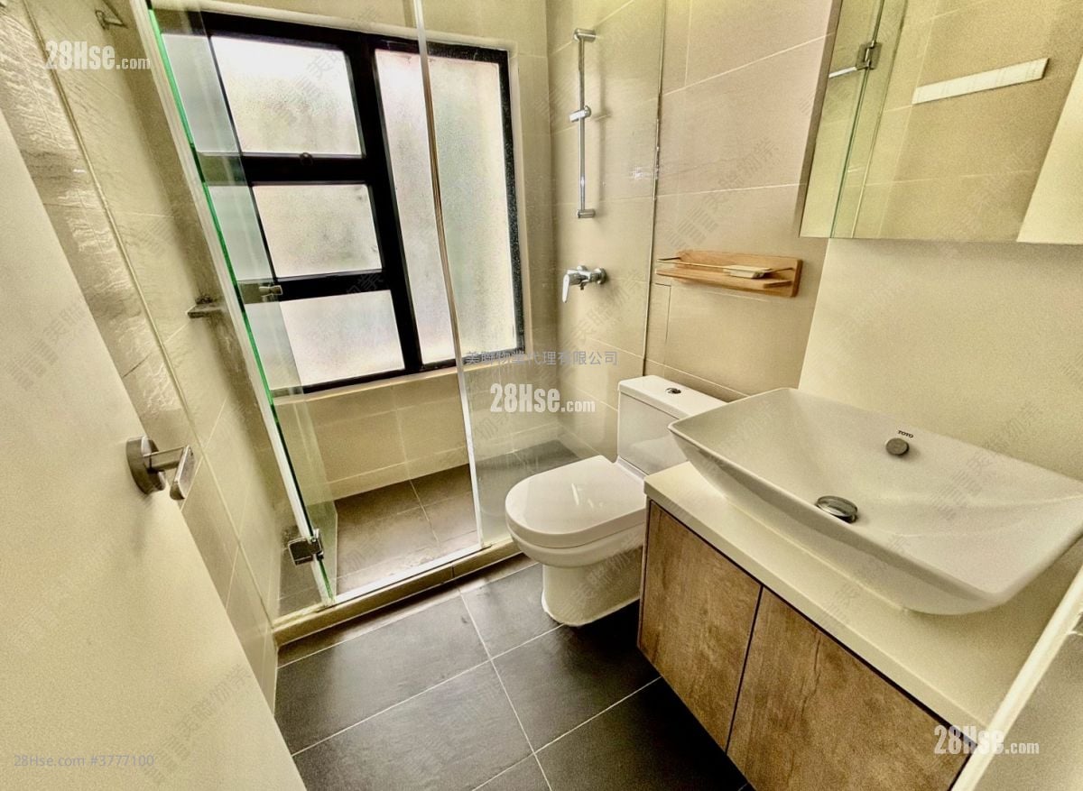 雅景花园 售盘 3 房 1,090 平方尺