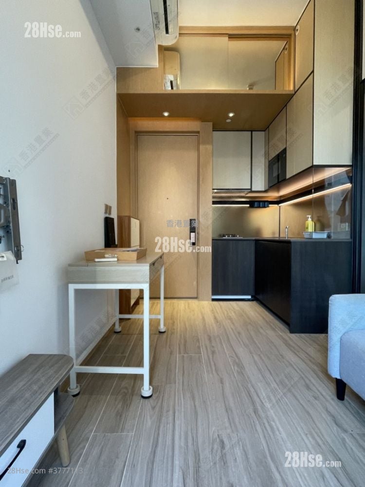 Aquila Square Mile Sell 1 Bedroom 247 ft²