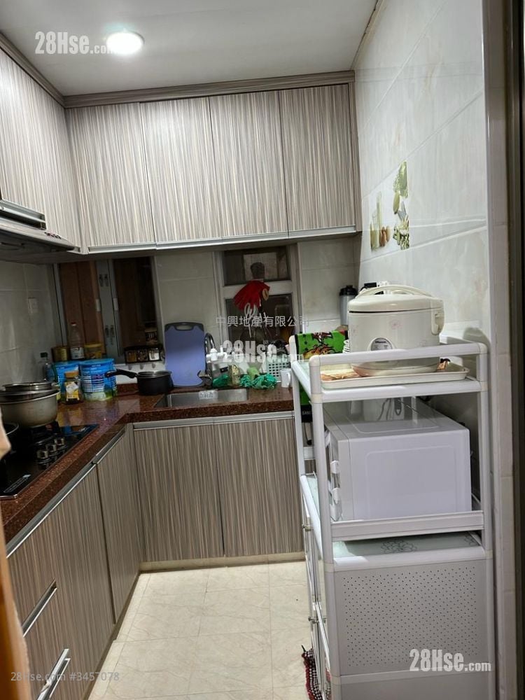 文苑楼 售盘 3 房 565 平方尺