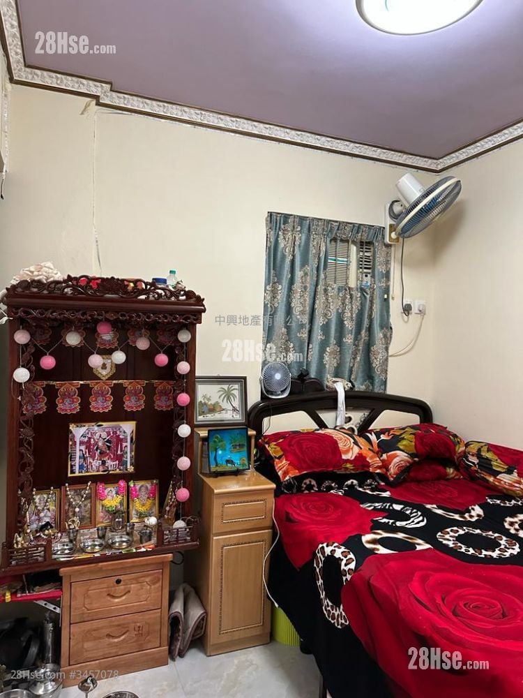 文苑楼 售盘 3 房 565 平方尺