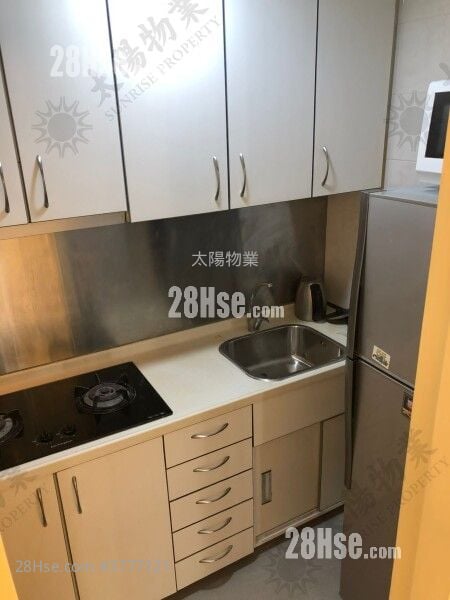 Hunghom Bay Centre Sell 2 Bedrooms 418 ft²