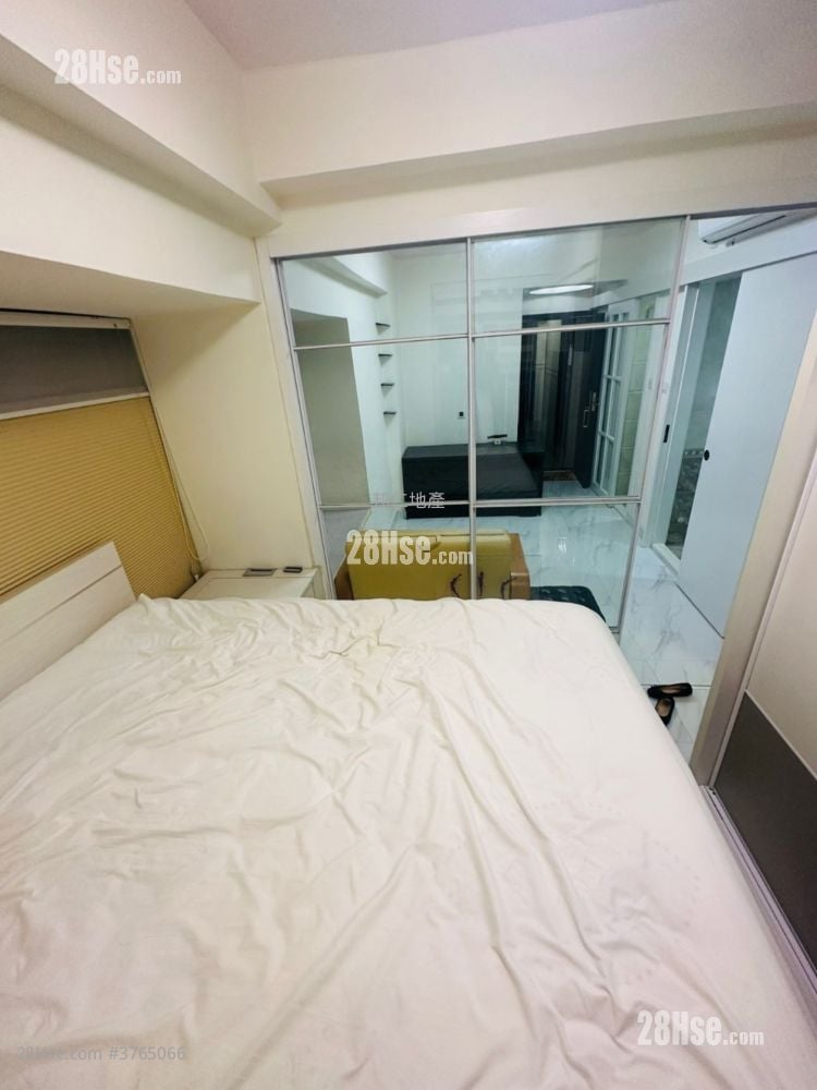 金狮花园 售盘 2 房 , 1 浴室 321 平方尺