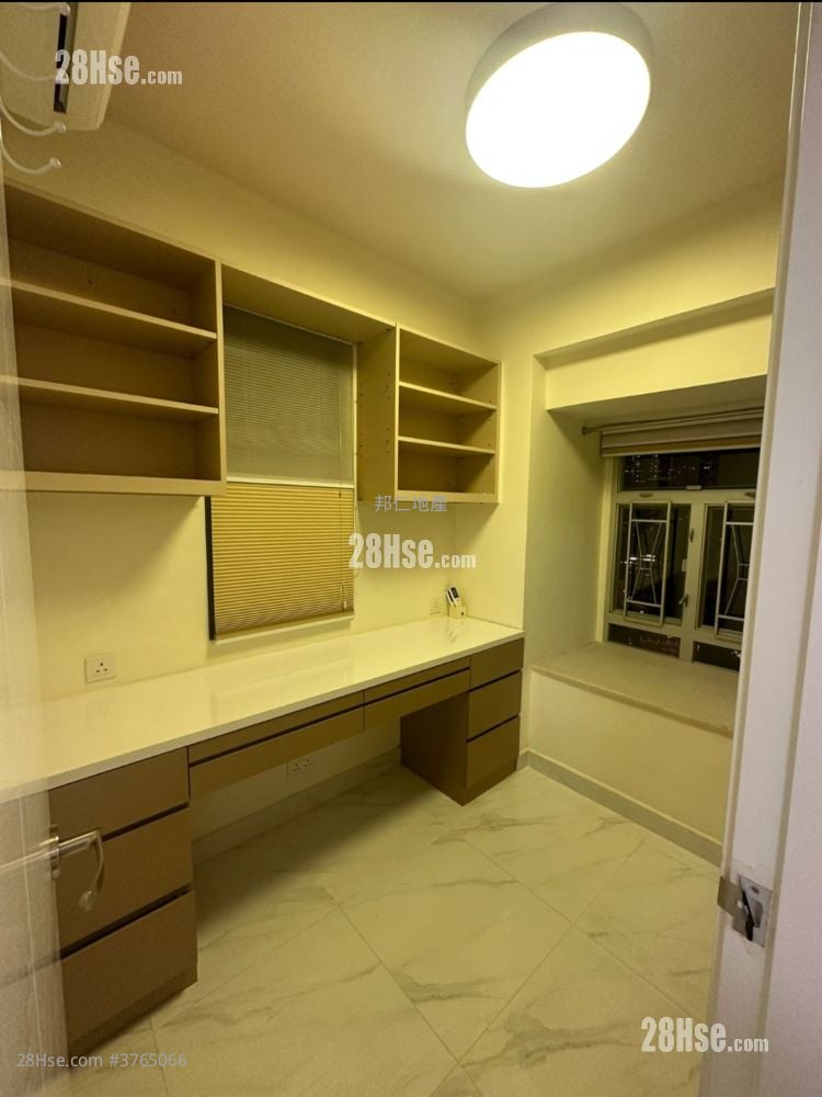 金狮花园 售盘 2 房 , 1 浴室 321 平方尺