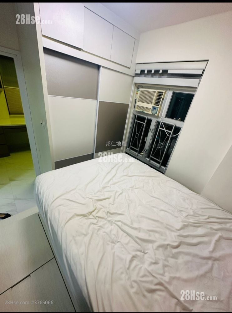 金狮花园 售盘 2 房 , 1 浴室 321 平方尺