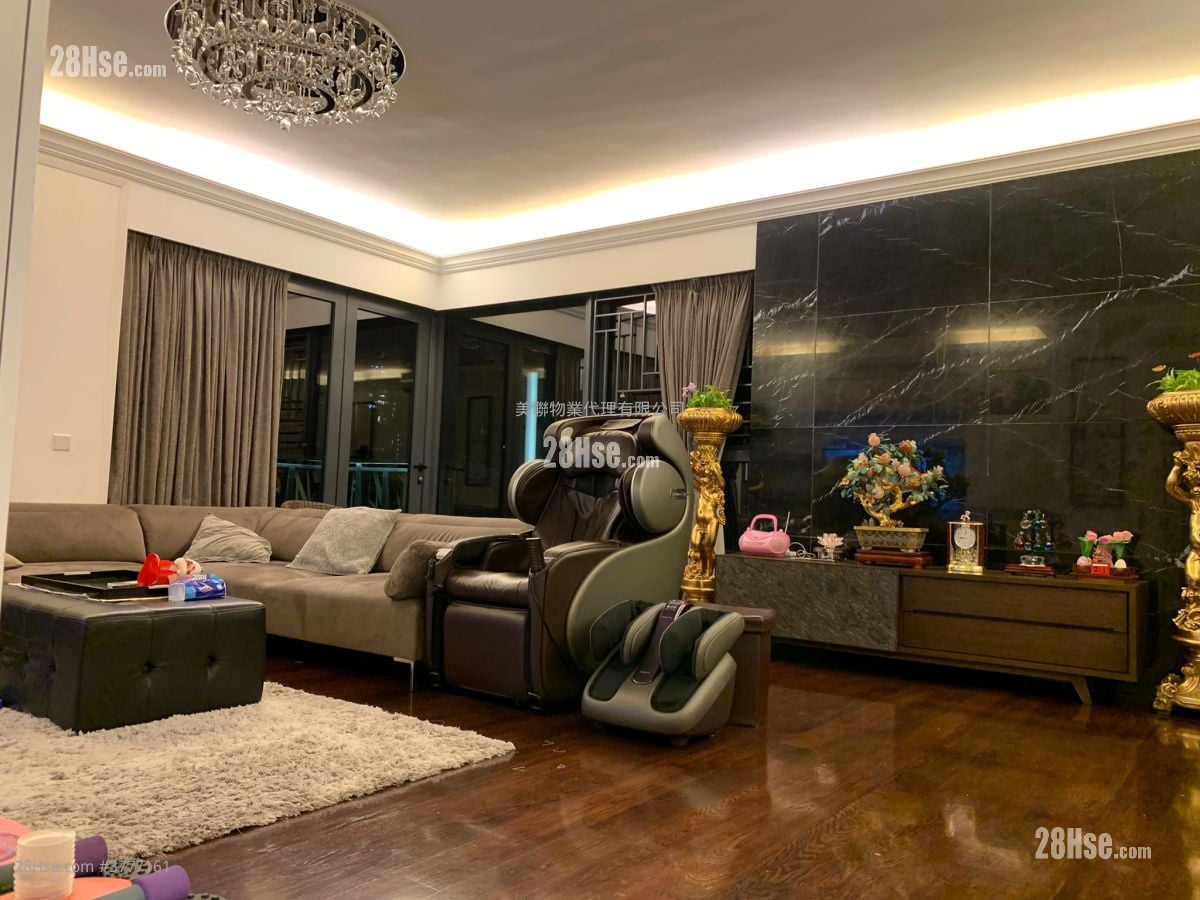 Dunbar Place 售盘 4 房 , 2 浴室 1,829 平方尺