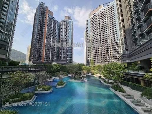 Novo Land Sell 3 Bedrooms , 2 Bathrooms 694 ft²