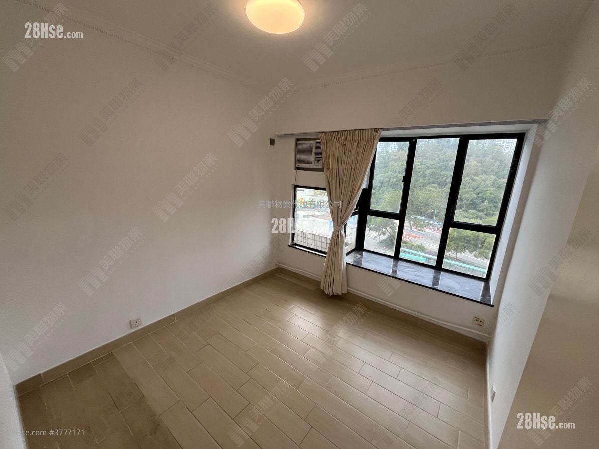 Regency Park Sell 2 Bedrooms 1,199 ft²