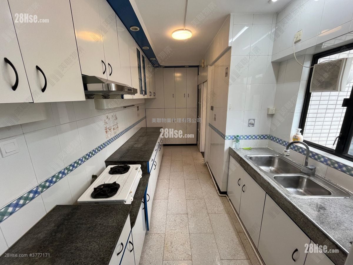 Regency Park Sell 2 Bedrooms 1,199 ft²