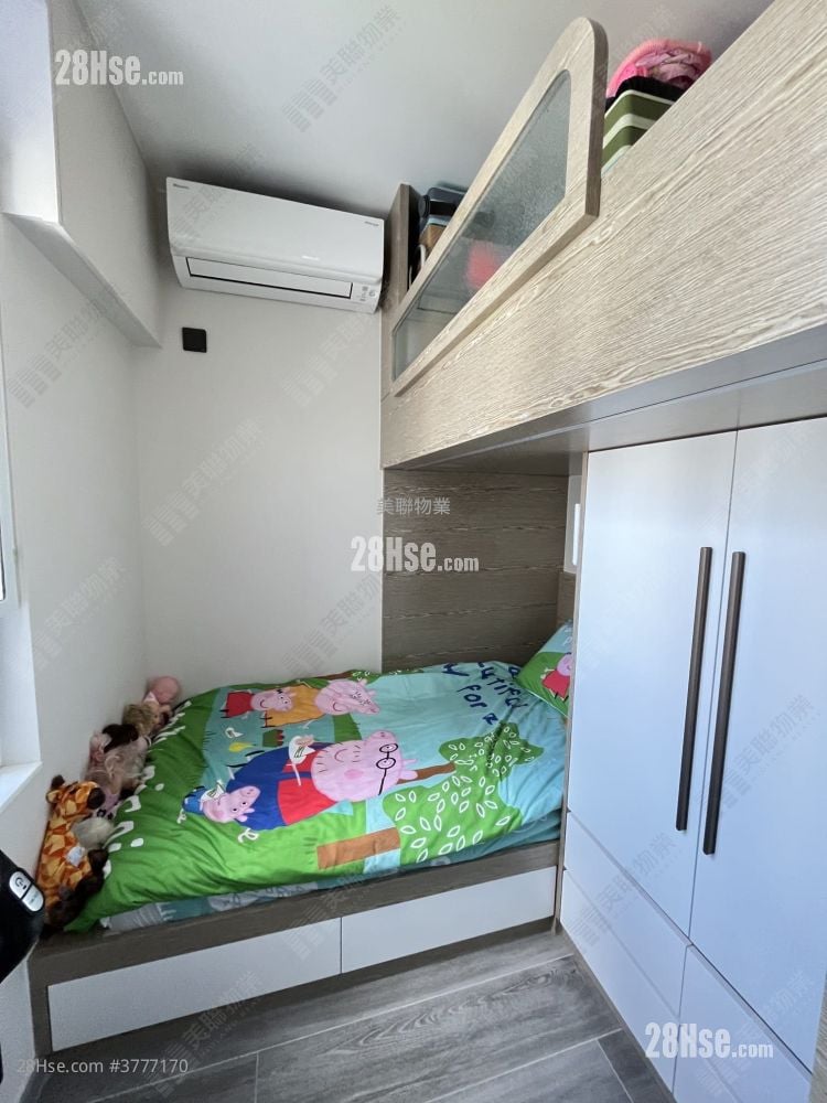 Shan Lai Court Sell 2 Bedrooms 448 ft²