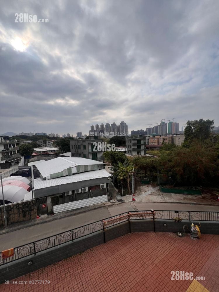 Village Sell 2 Bedrooms , 1 Bathroom 700 ft²