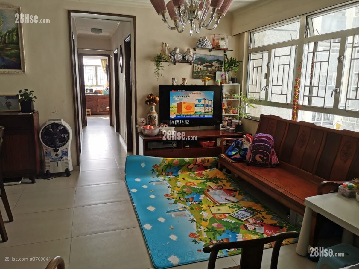 Belvedere Garden Sell 4 Bedrooms , 2 Bathrooms 742 ft²