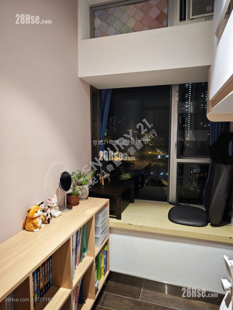 Mountain Shore Sell 2 Bedrooms , 1 Bathroom 482 ft²