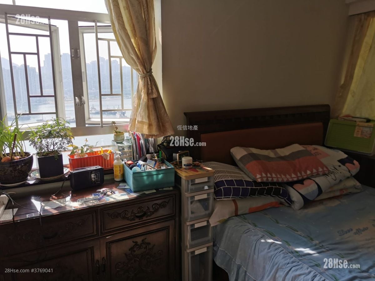 Belvedere Garden Sell 4 Bedrooms , 2 Bathrooms 742 ft²