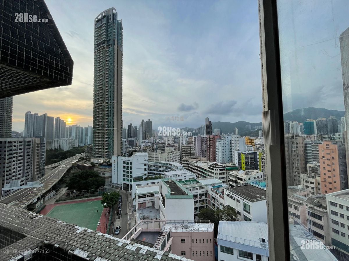 June Garden Sell 2 Bedrooms , 1 Bathroom 348 ft²