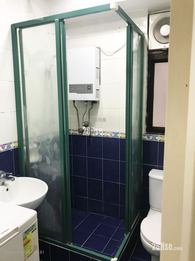 Panny Court Sell 3 Bedrooms 502 ft²