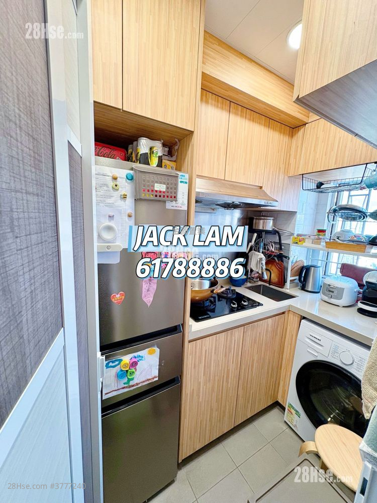 Wing Shing Building Sell 2 Bedrooms , 1 Bathroom 380 ft²