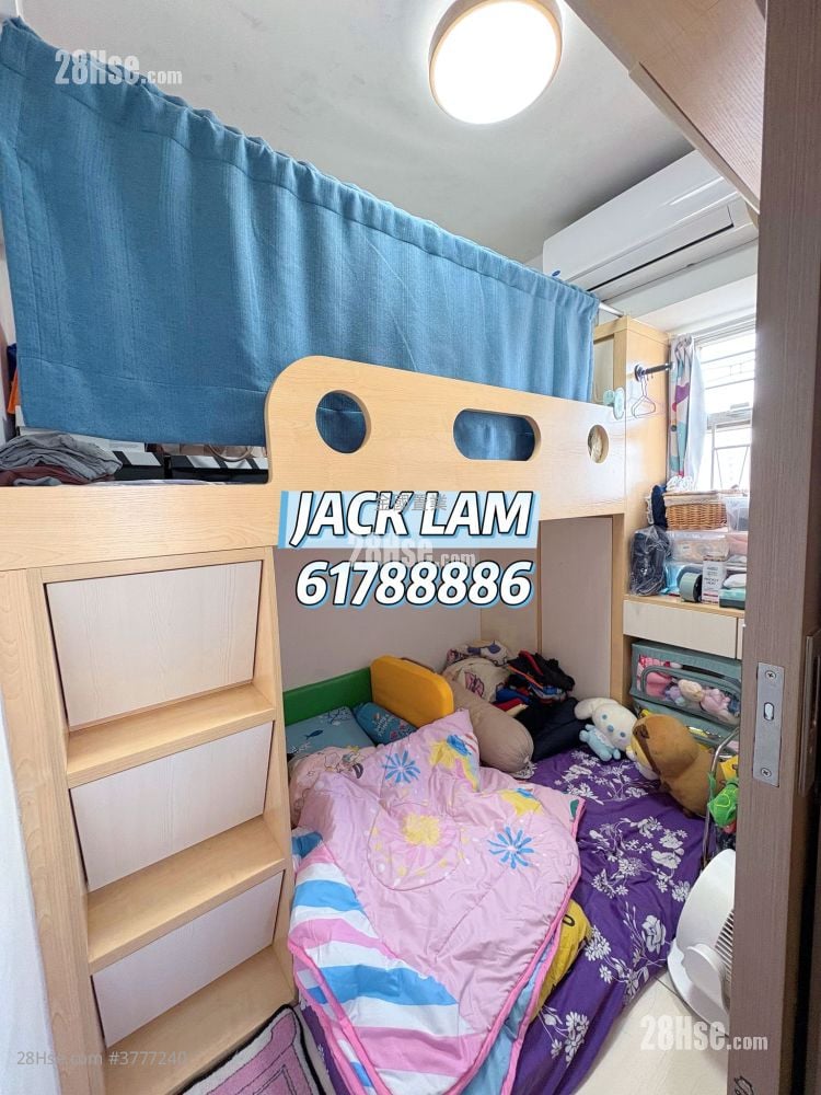 Wing Shing Building Sell 2 Bedrooms , 1 Bathroom 380 ft²