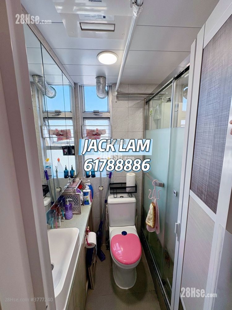 Wing Shing Building Sell 2 Bedrooms , 1 Bathroom 380 ft²