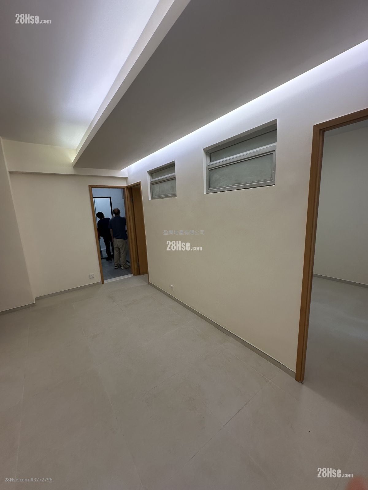 Pak Hoo Mansion Rental 2 Bedrooms , 1 Bathroom 389 ft²