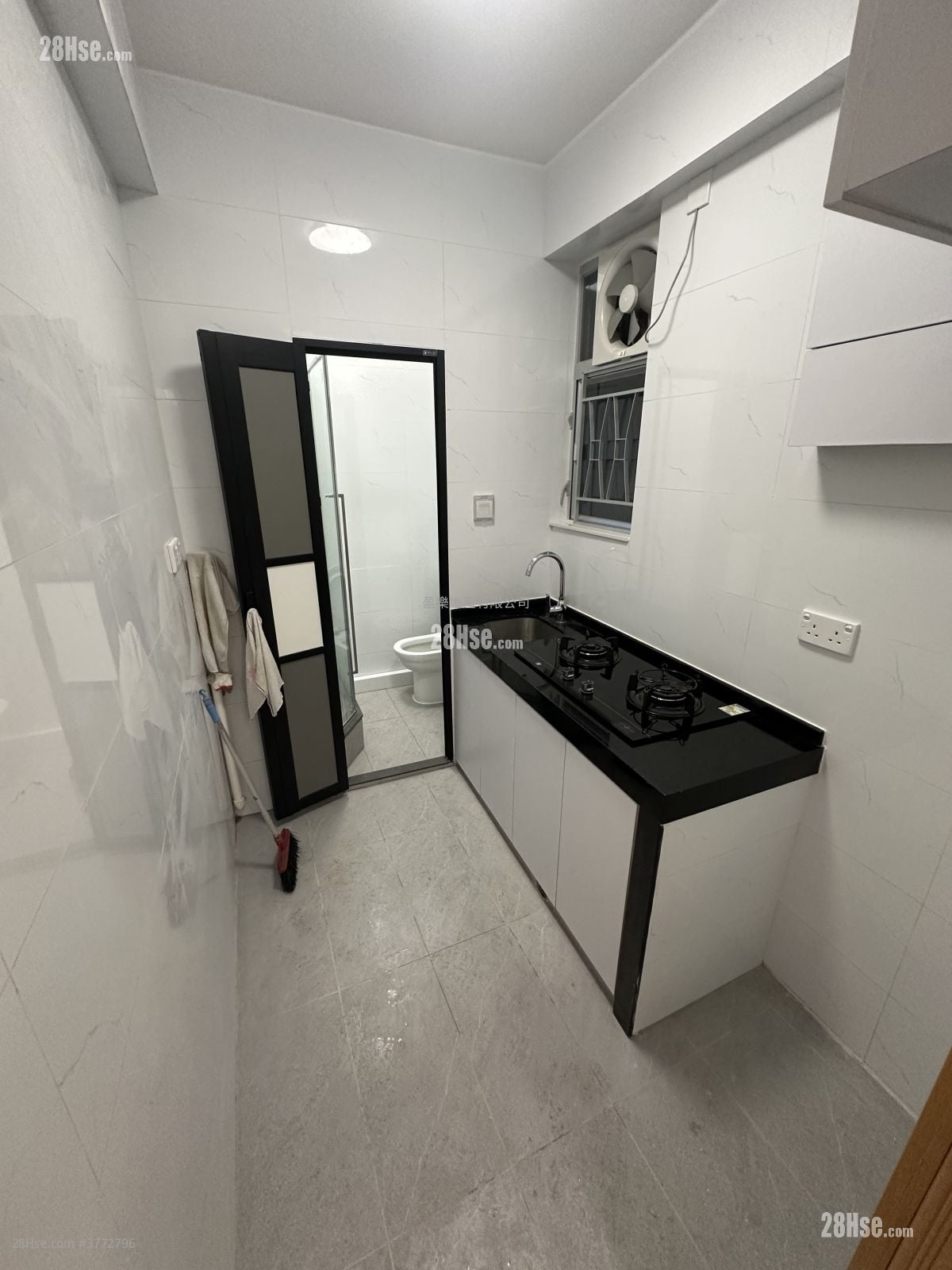 Pak Hoo Mansion Rental 2 Bedrooms , 1 Bathroom 389 ft²