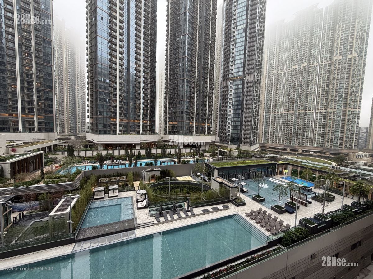 Park Seasons Sell 2 Bedrooms , 1 Bathroom 436 ft²