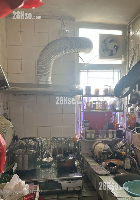 朗屏邨 售盘 2 房 , 1 浴室 381 平方尺