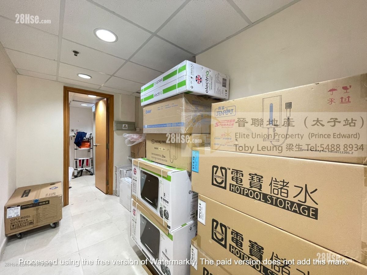 Sunward Commercial Building Sell 1 Bedroom , 1 Toilet 649 ft²