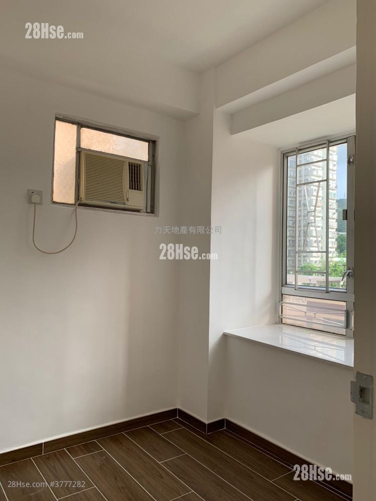 全辉中心 售盘 2 房 , 1 浴室 312 平方尺