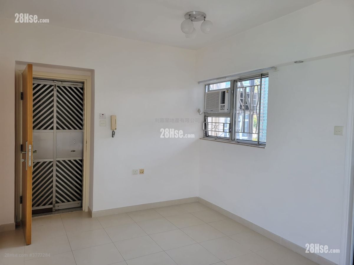 Harbour View Garden Sell 2 Bedrooms , 1 Bathroom 401 ft²