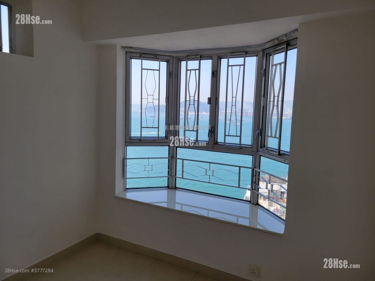 Harbour View Garden Sell 2 Bedrooms , 1 Bathroom 401 ft²