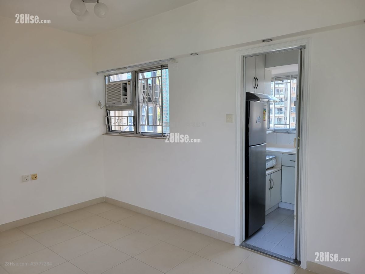 Harbour View Garden Sell 2 Bedrooms , 1 Bathroom 401 ft²