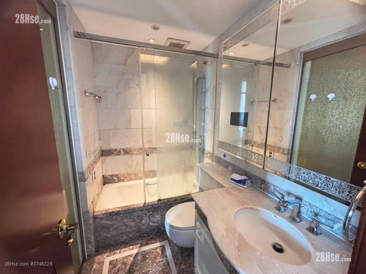 御金國峯 租盤 1 房 , 1 浴室 400 平方呎