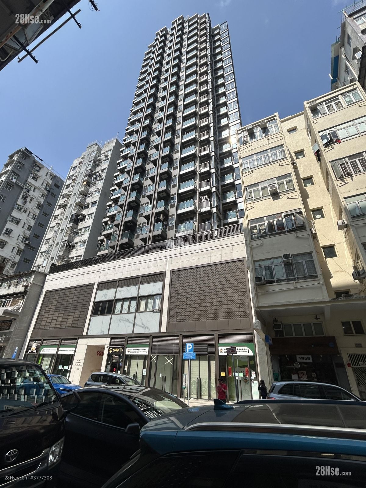 Ava228 Sell 1 Bedroom , 1 Bathroom 201 ft²