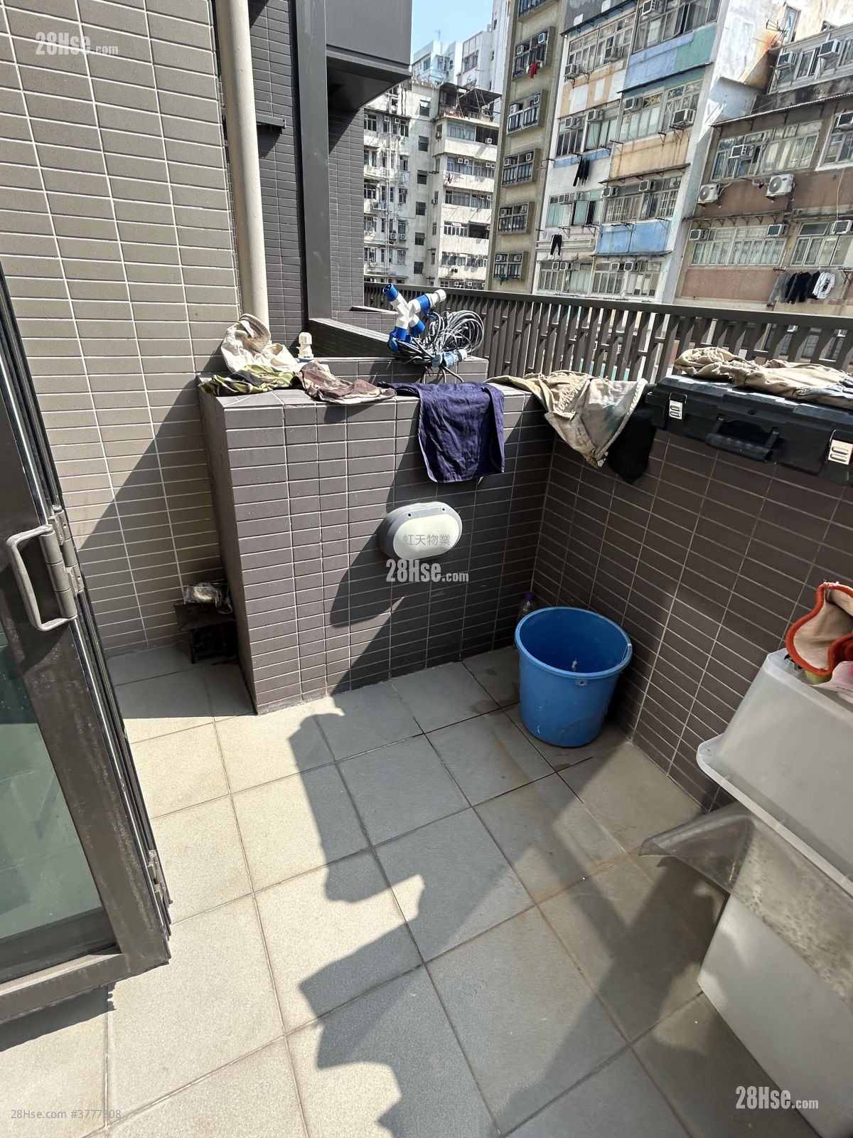 Ava228 Sell 1 Bedroom , 1 Bathroom 201 ft²