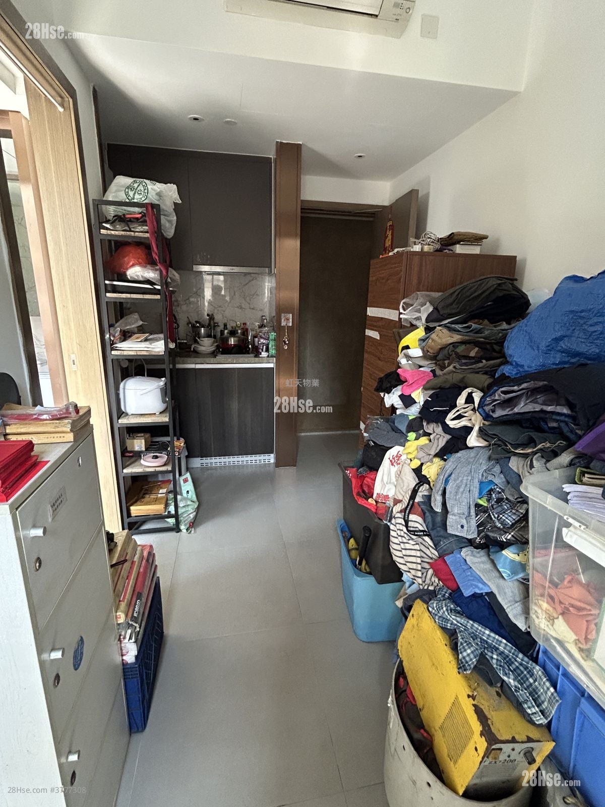 Ava228 Sell 1 Bedroom , 1 Bathroom 201 ft²