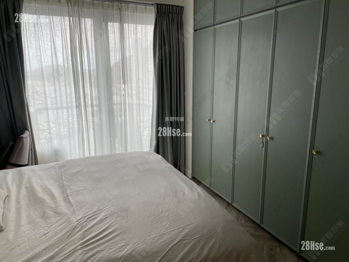 Marinella Sell 2 Bedrooms 915 ft²