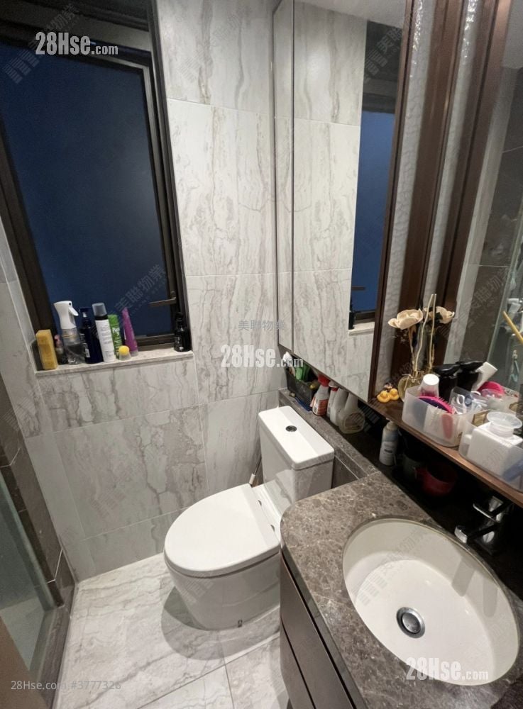 Vibe Centro Sell 1 Bedroom , 1 Bathroom 306 ft²